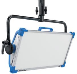 نور-سنمایی-اسکای-پنل-اری-ARRI-SkyPanel-S120-C-LED-Softlight-remote-